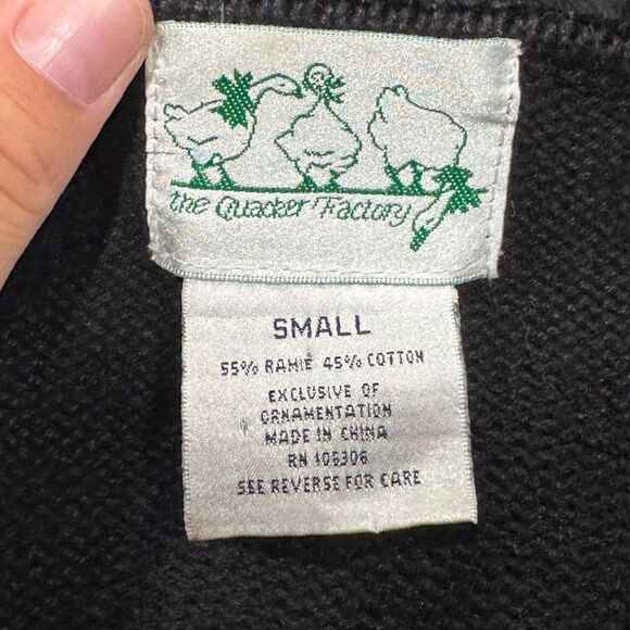 Quacker Factory Black Embroidered Snowman Zip Up Ugly Sweater Women’s Small - Picture 2 of 3